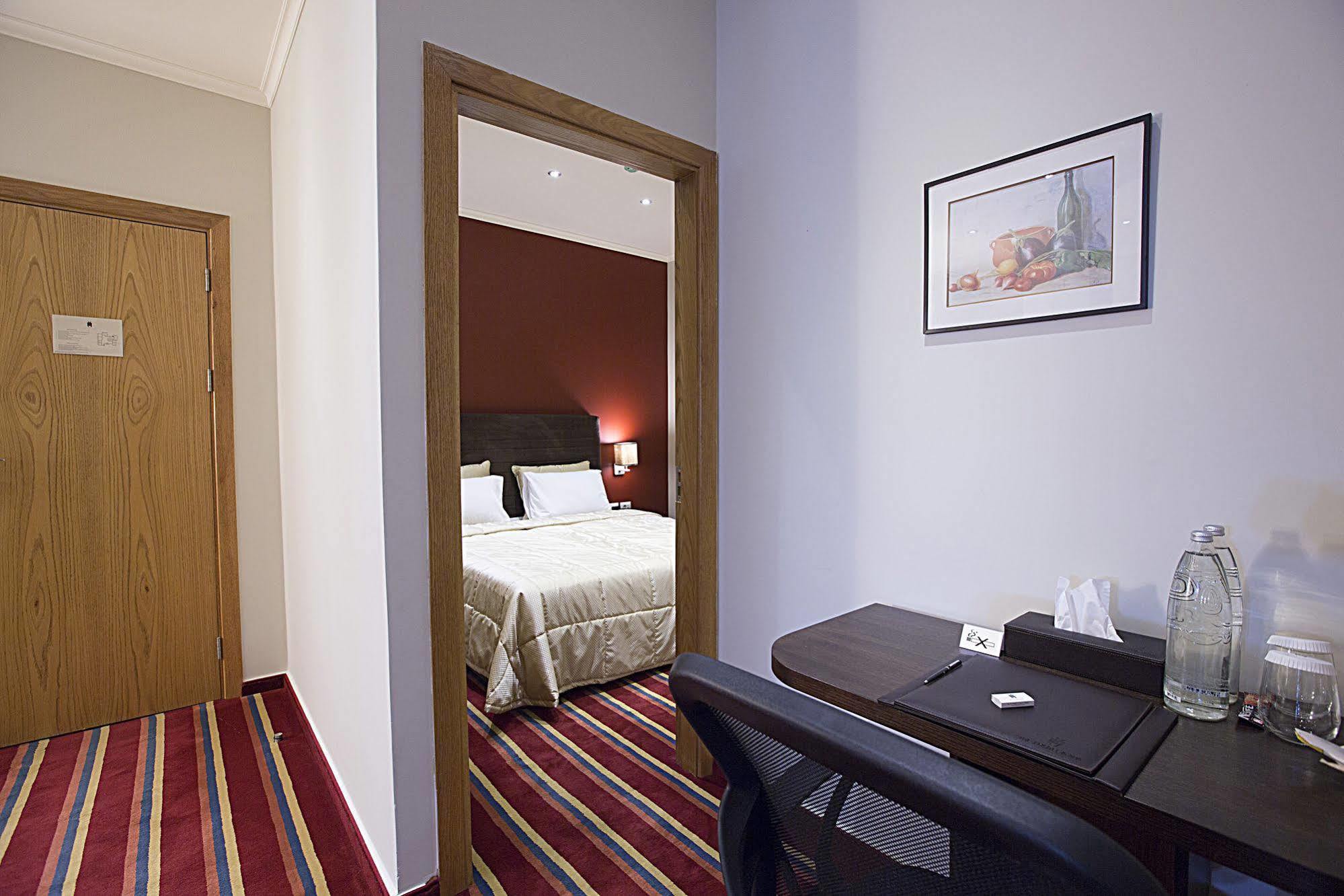 The J Hotel & Spa Beirut Eksteriør bilde